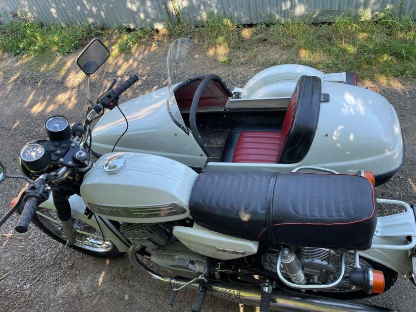 Тюнингованный мотоцикл урал с коляской