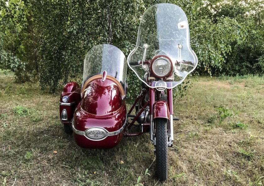 Мотоцикл Ява 350 старушка