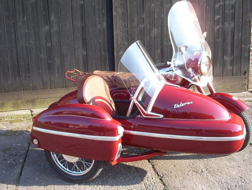 Коляска Ява велорекс 700