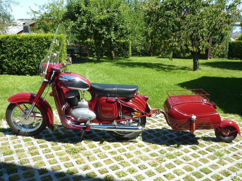 Ява 350 старушка с коляской