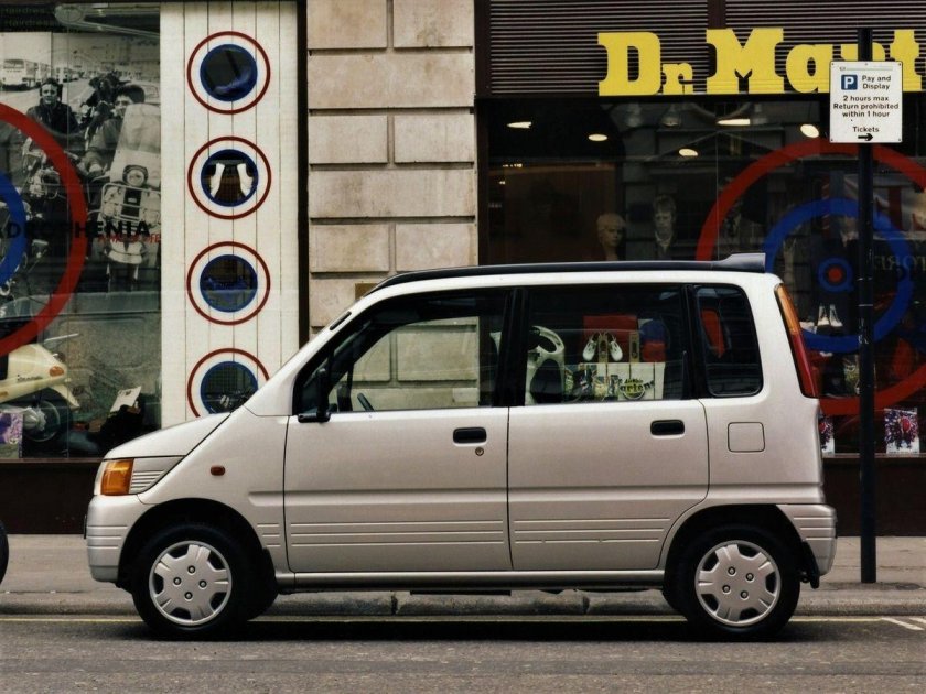 Daihatsu move 1