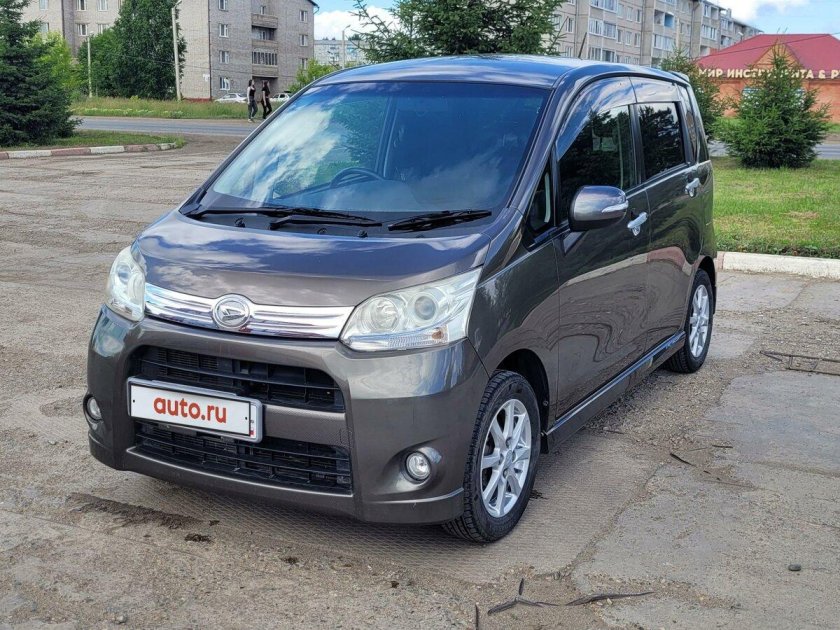 Daihatsu move 2011