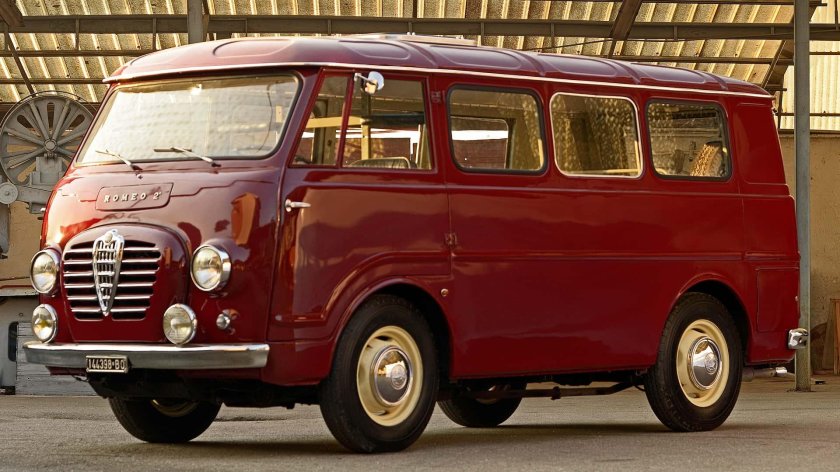 Alfa Romeo Minibus