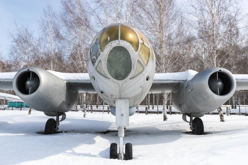 Самолет ил-28
