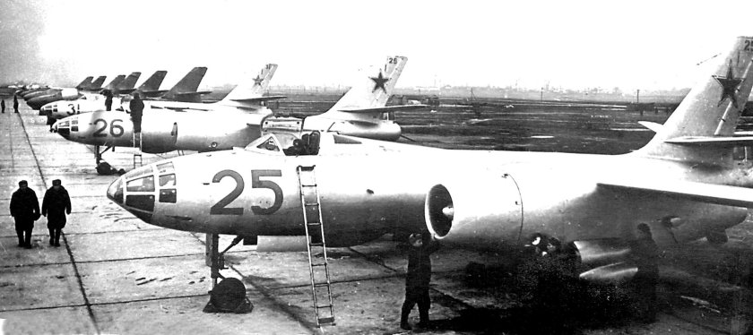 Самолет ил-28