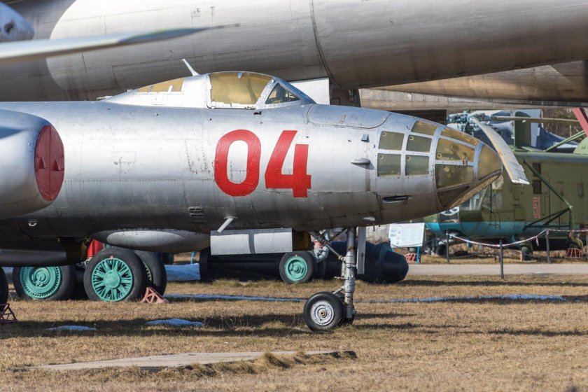 Самолет ил 28