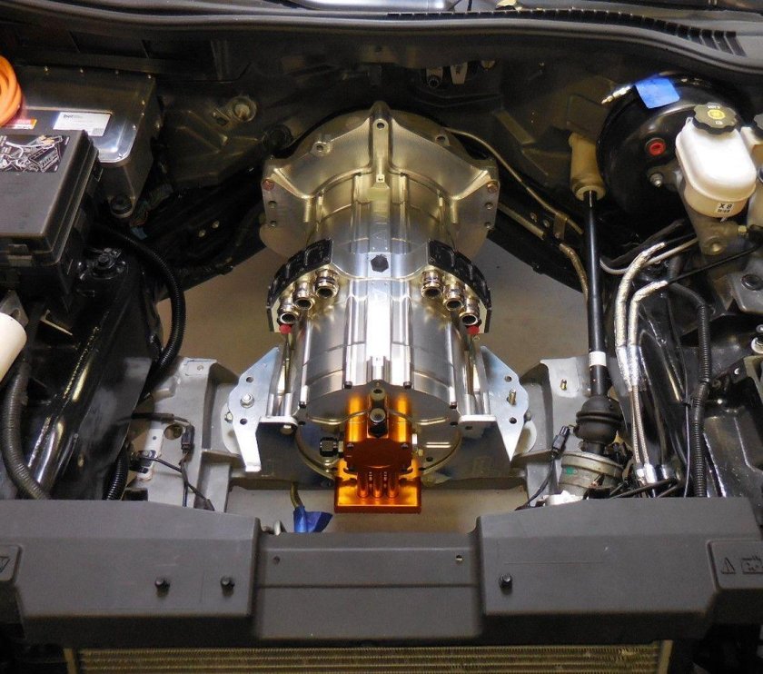 Тяговый электродвигатель для электромобиля 100квт