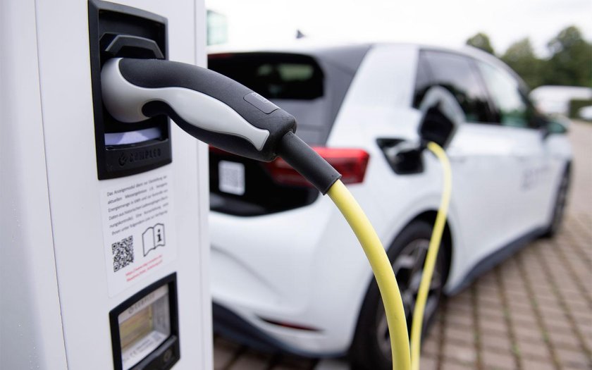 Зарядные станции для электромобилей