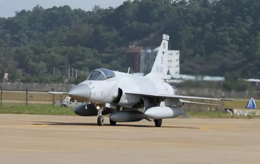 Chengdu JF-17