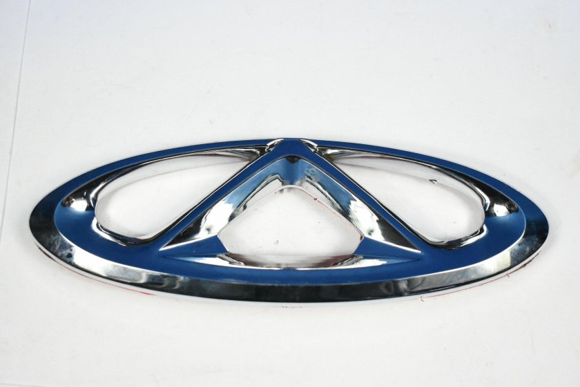 Решетка радиатора чери Тиго фл