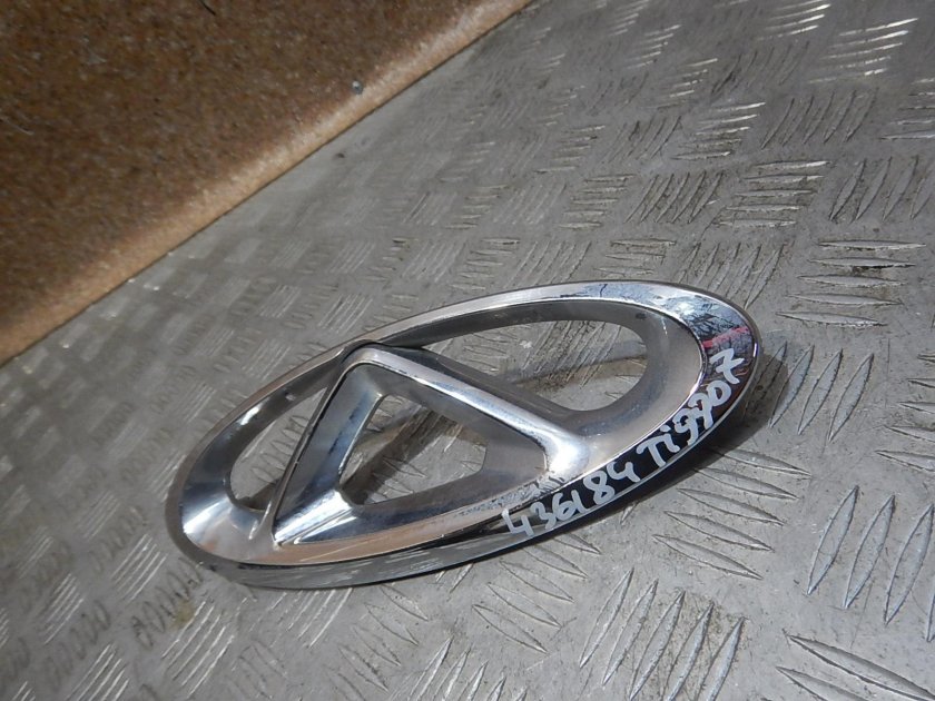 Накладка на эмблему Chery Tiggo 7 Pro