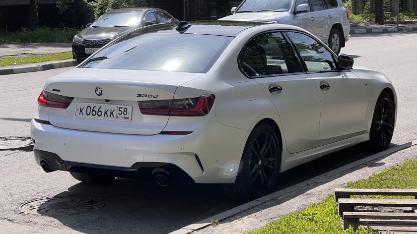 БМВ 330d g20