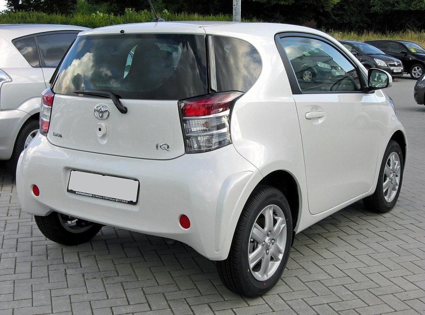 Toyota q1
