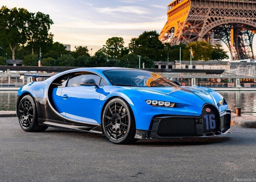 Bugatti chiron pur sport