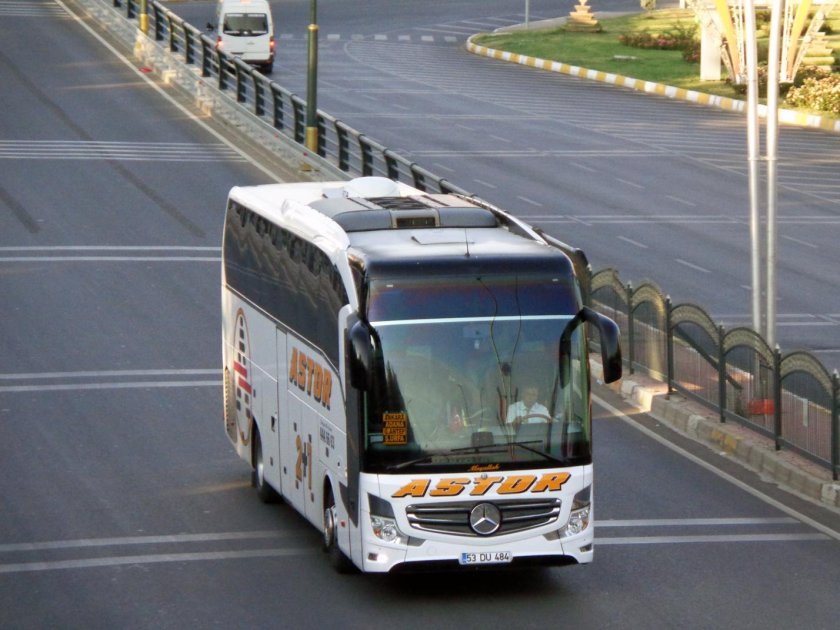 Мерседес турецкий автобус 403