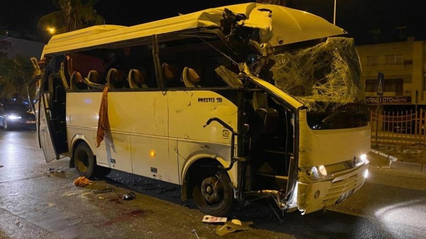 Авария автобуса с туристами в Турции