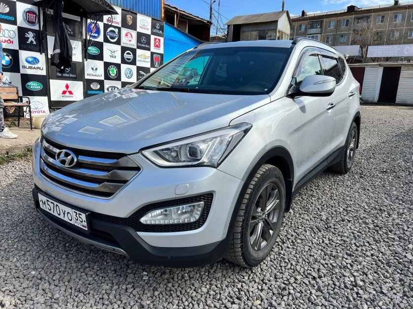 Hyundai santa fe iii 2012