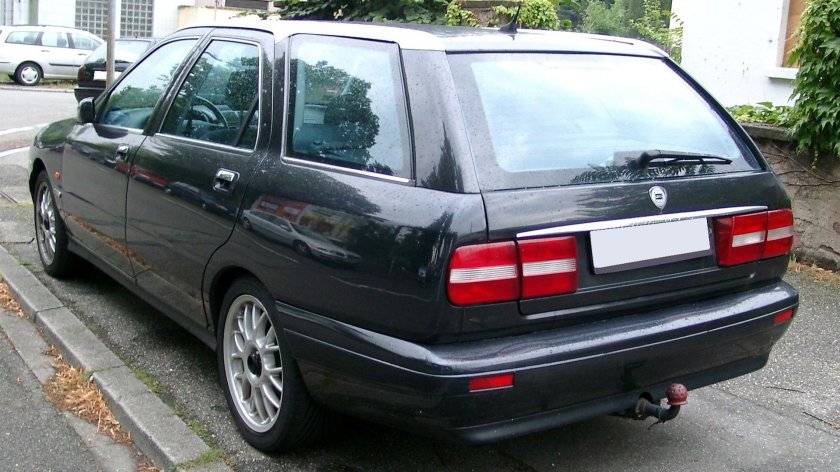 Лянча Каппа универсал