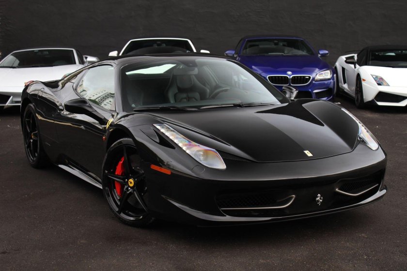 Феррари 458 Спайдер черная