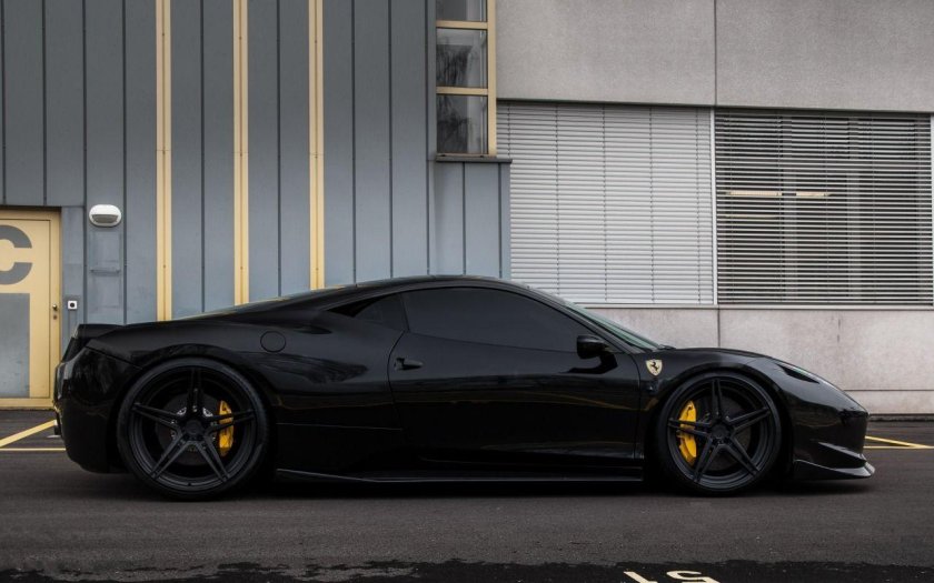 Ferrari 458 Italia Black