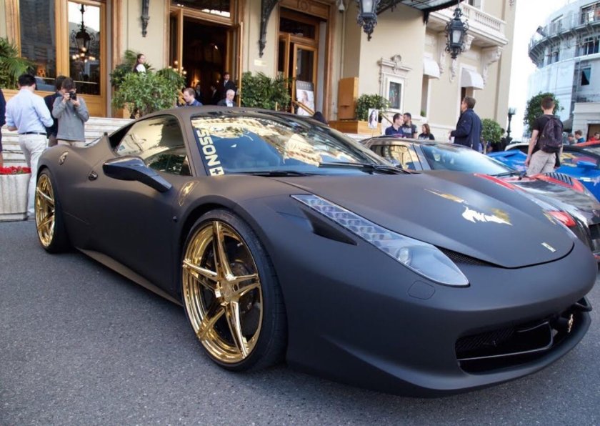 Ferrari 458 чёрная матовая