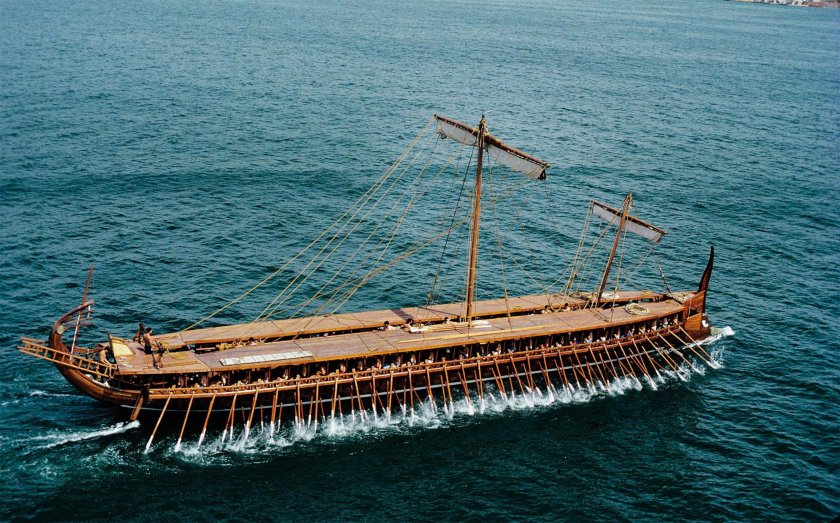 Финикия трирема