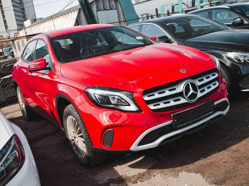Мерседес gla 200