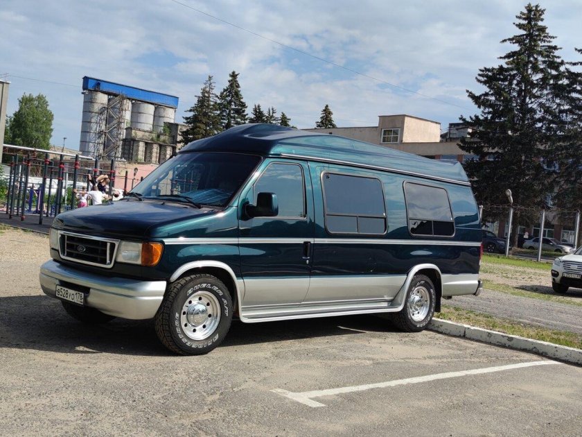 Ford Econoline van 1961