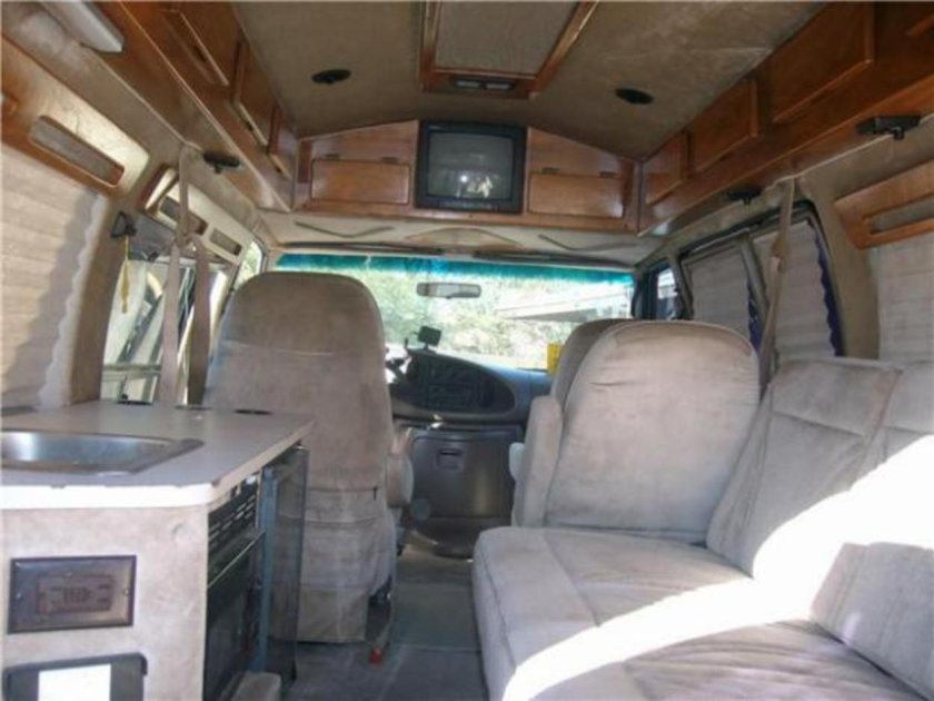 Ford Econoline e150 салон