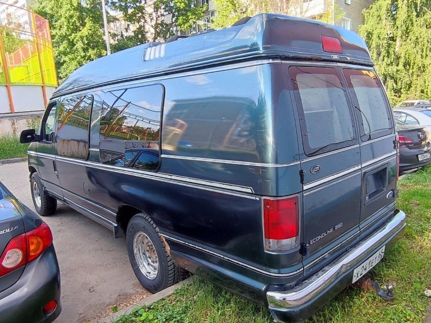 Chevrolet van 2002