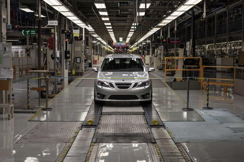 Завод Saab в Швеции