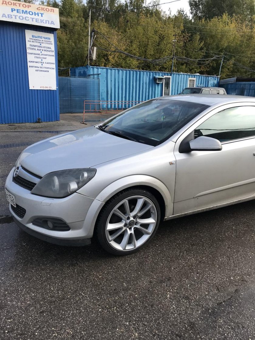 Opel Astra h r19