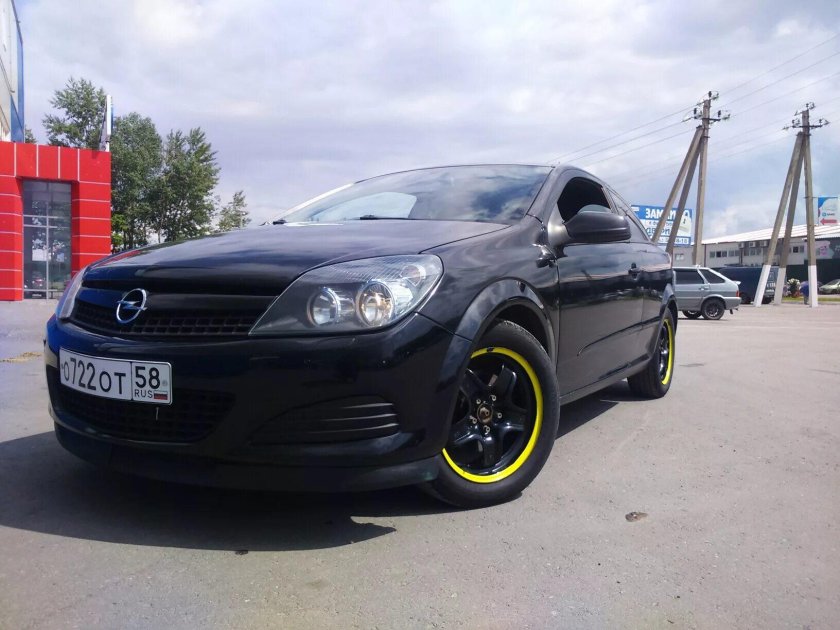 Opel Astra h r16