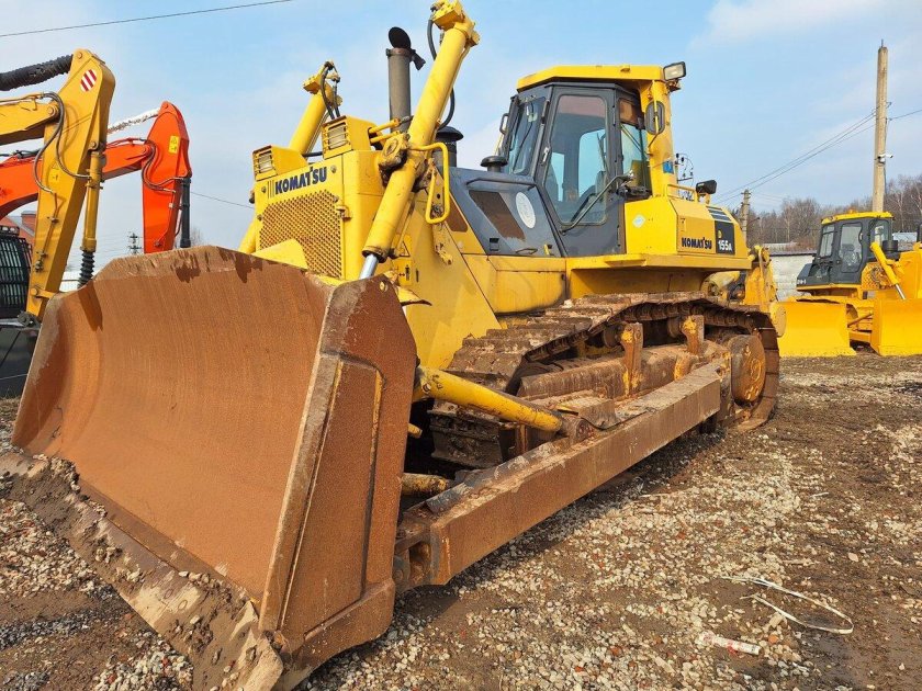 Бульдозер комацу