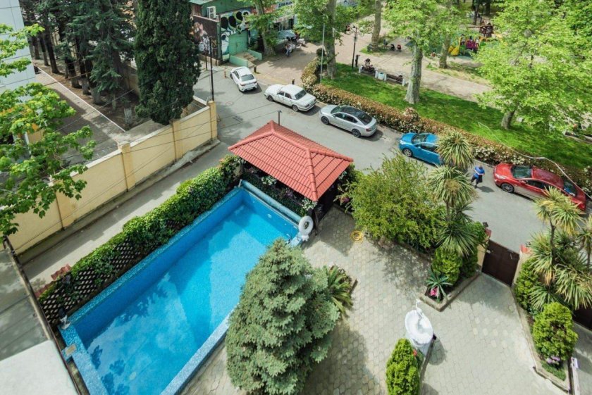 Бристоль Адлер