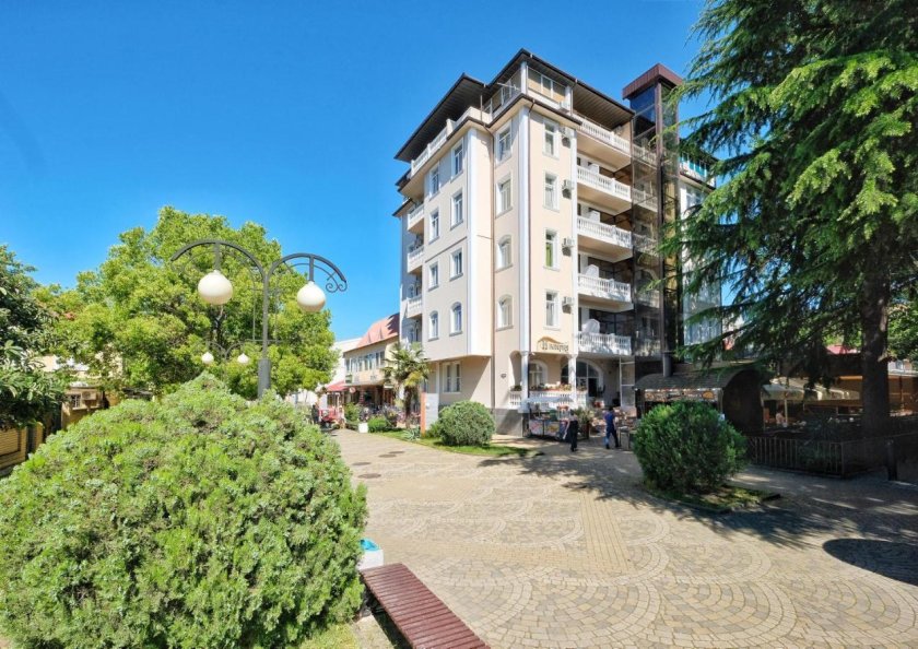 Империя Адлер Карла Маркса 12