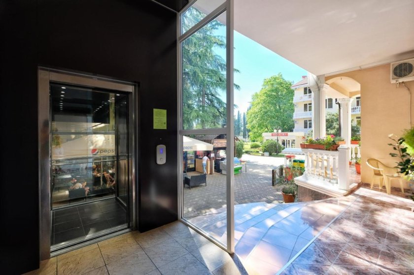 Империя Адлер Карла Маркса 12