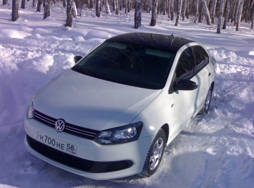 Фольксваген поло белый с черной крышей