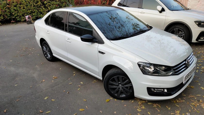 Фольксваген поло 2012 белый с черной крышей