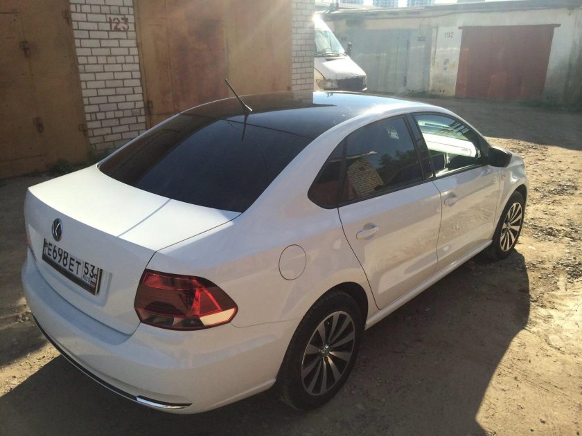 Фольксваген поло седан черная крыша