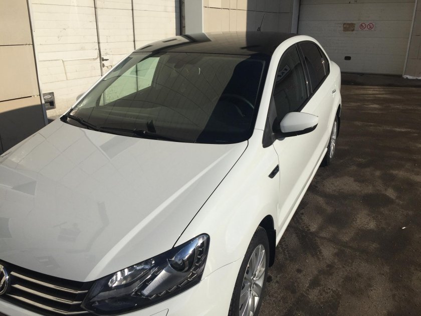 Фольксваген поло с черной крышей