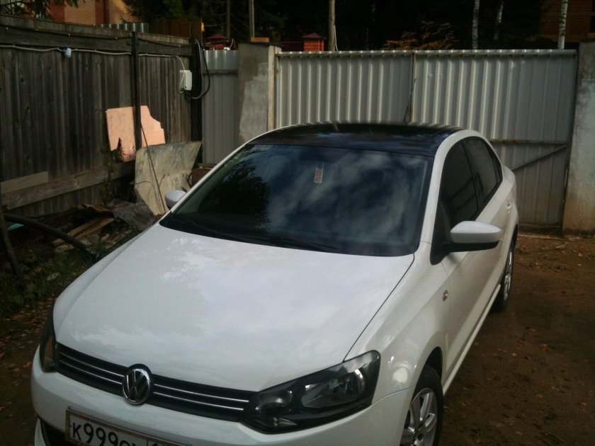 Фольксваген поло белый с черной крышей
