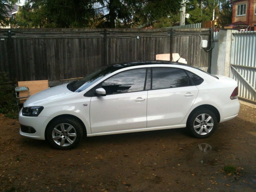 Polo liftbeck черной крышей