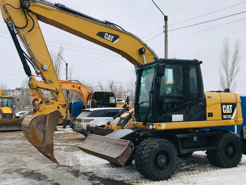 Экскаватор колесный полноповоротный