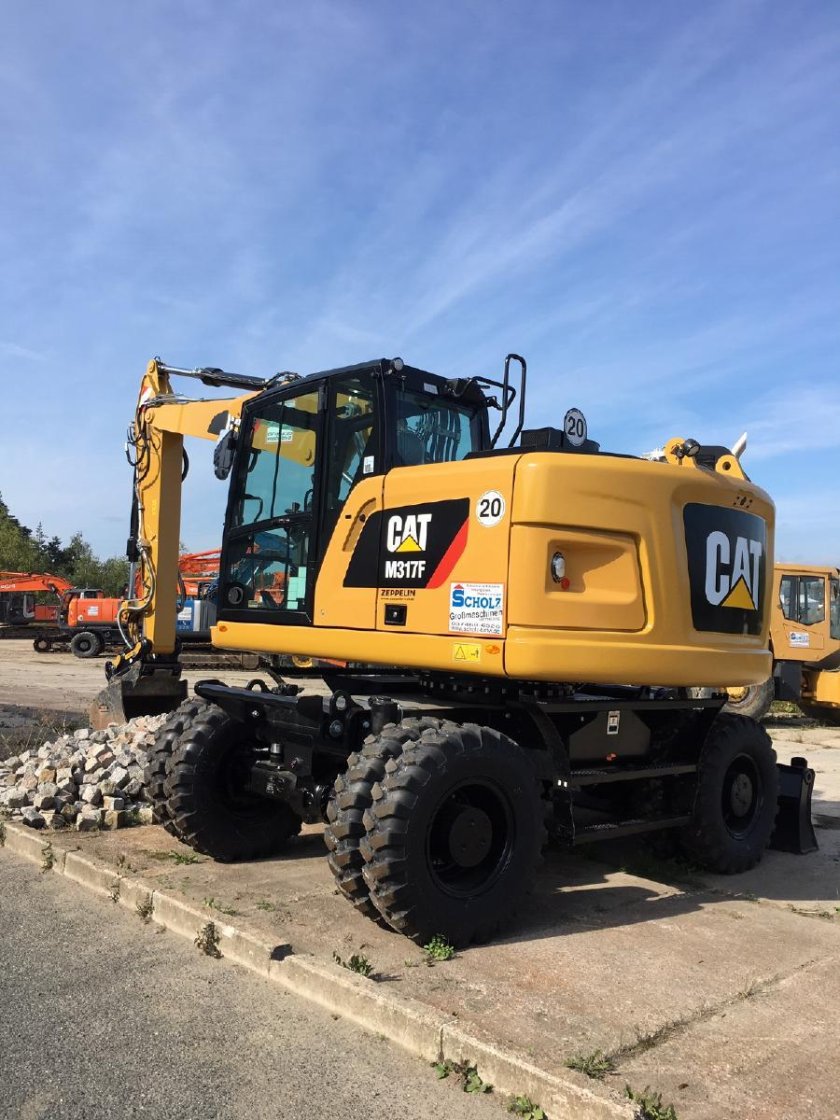 Экскаватор колесный