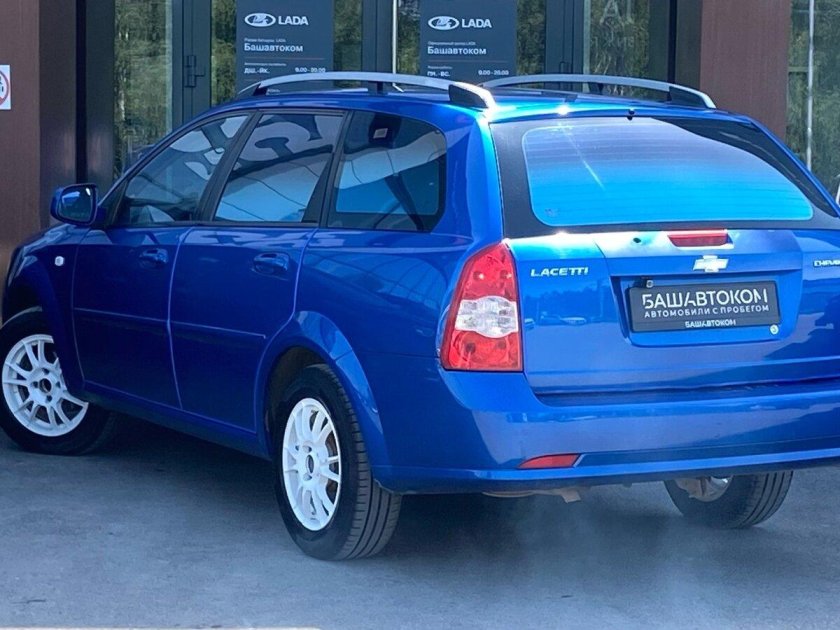 Chevrolet lacetti 2011