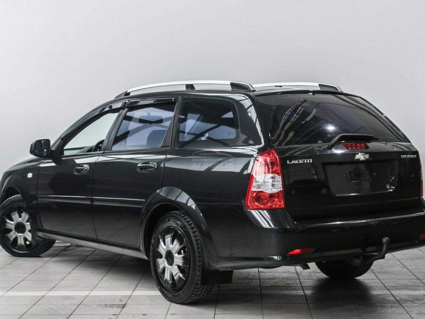 Лачетти универсал 1.6