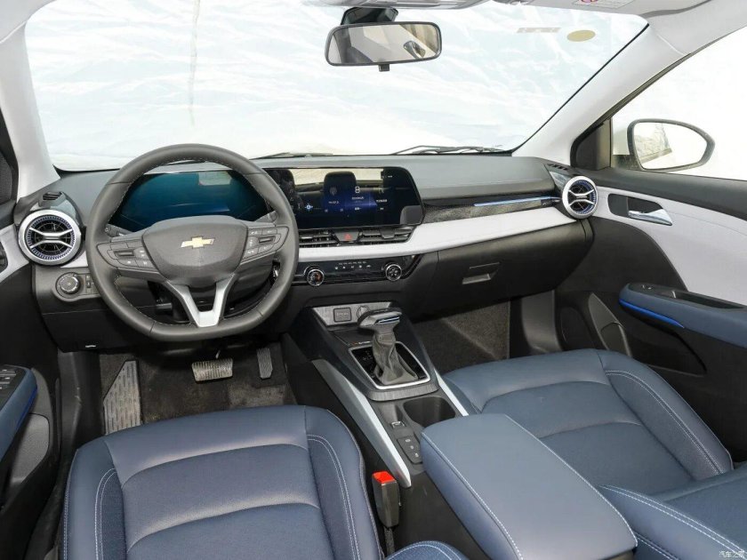 Шевроле Монза 2022