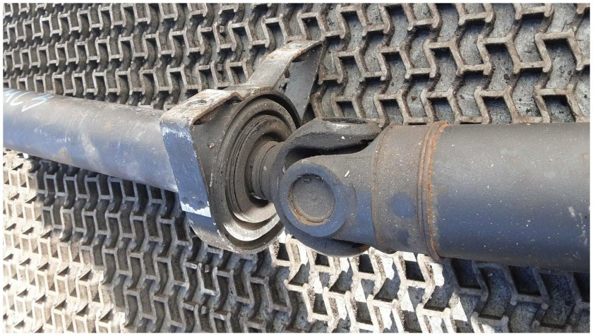 Карданный вал Вольво хс90