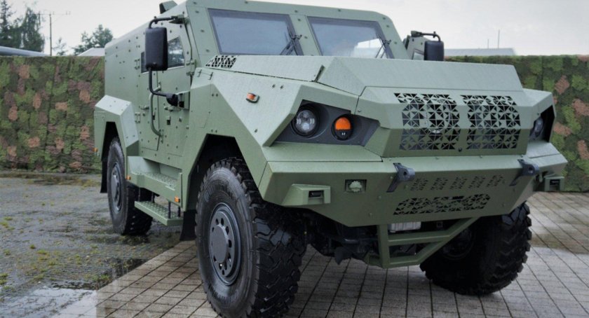 Amz ЗУБР польский бронеавтомобиль